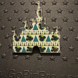 Disneyland Castle pin